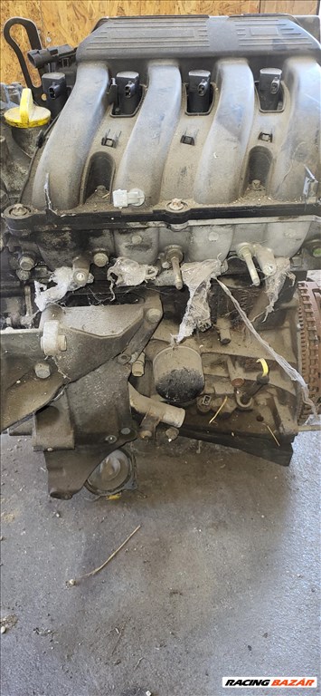 Renault Espace IV Motor 2. kép