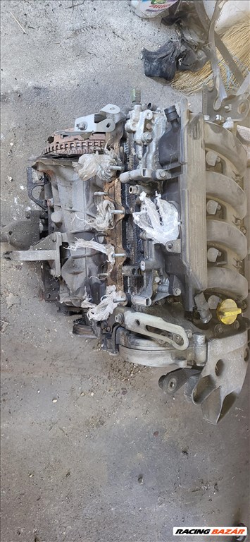 Renault Espace IV Motor 3. kép