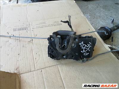 Peugeot 607 Jobb első zárszerkezet 