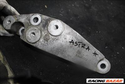 Opel Astra H 1.9D 2004-2008	Z19DTH váltótartó bak 24459782