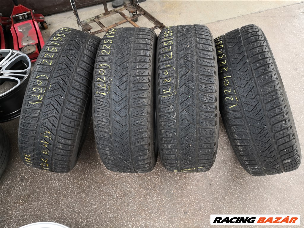 225/55 R18 Pirelli téli gumi 15000ft a 4db/220/ 5. kép