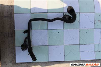 Volkswagen Golf 7 1.6D 2012-2020 vízcső a motor mellett