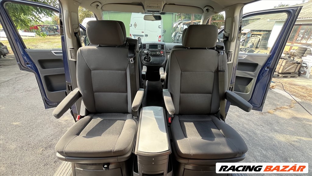VW Volkswagen T5 MULTIVAN KOMPLETT BELSŐ  6. kép