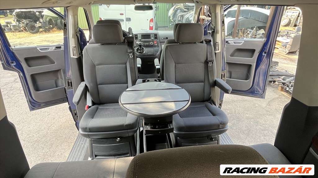 VW Volkswagen T5 MULTIVAN KOMPLETT BELSŐ  9. kép