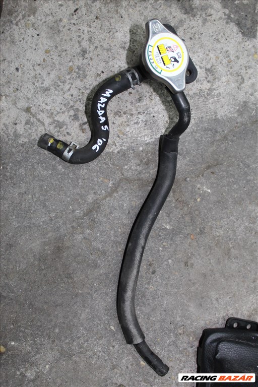 Mazda 5 2005 2.0D hűtőfolyadék beöntő 1. kép