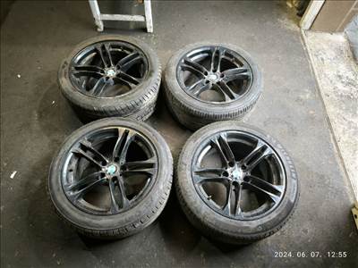 BMW 5 (F10, F18) 245 / 45 / R18 / 5x120 / 8,0J / ET30 Alufelni Szett Gumival