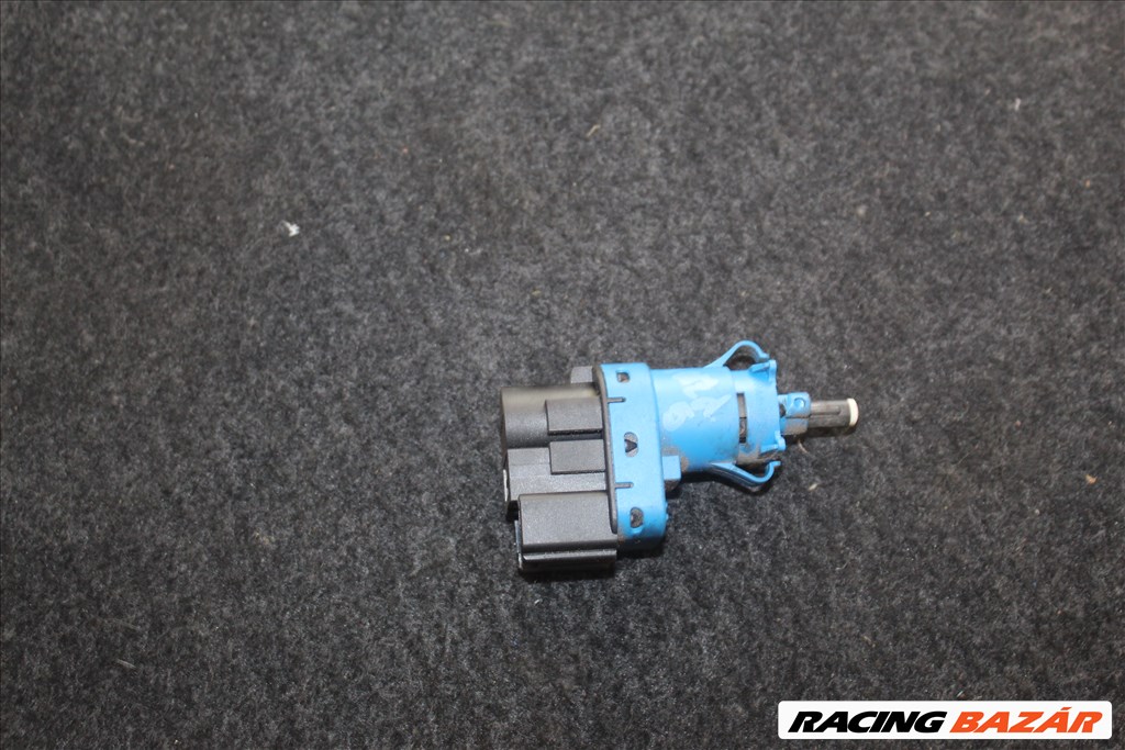 Mazda 5 2005 2.0D fékpedál kapcsoló 1. kép