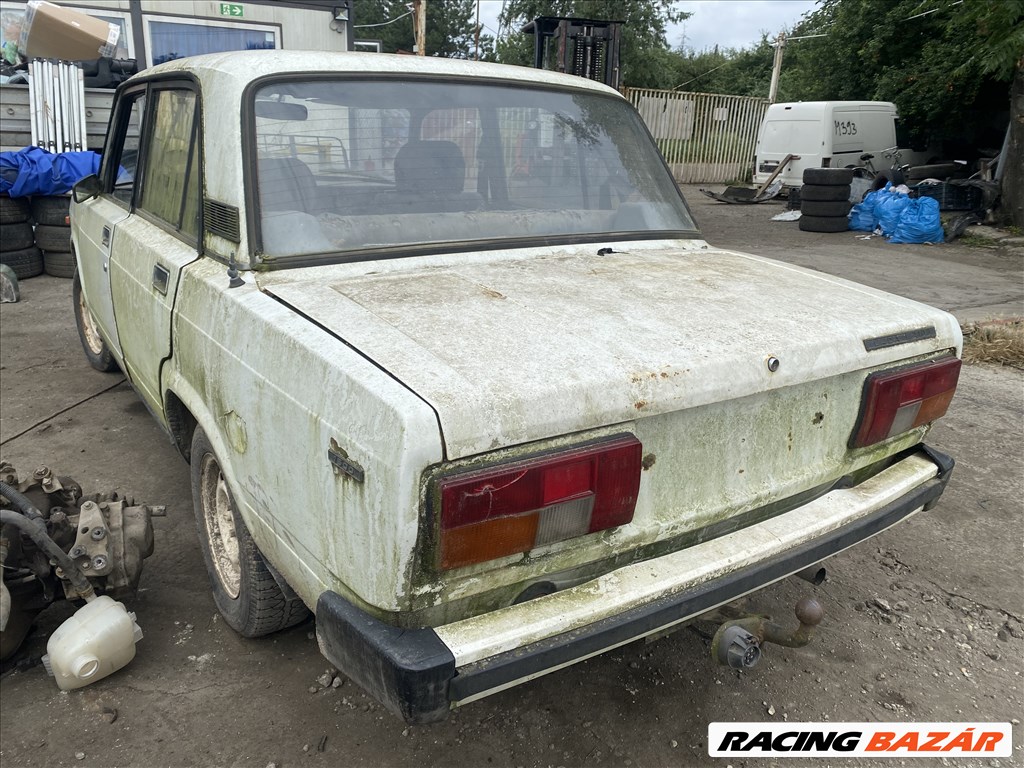 Lada Zsiguli 1.5i bontott alkatrészei 2. kép