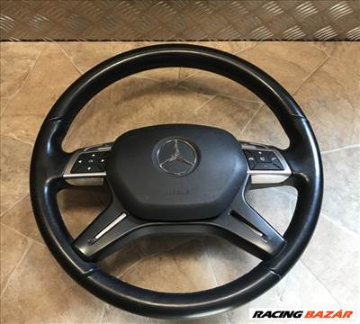 Mercedes C-osztály W204 kormány  a2464601503