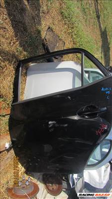 Toyota Auris 2009 bal hátsó ajtó komplett (1436)