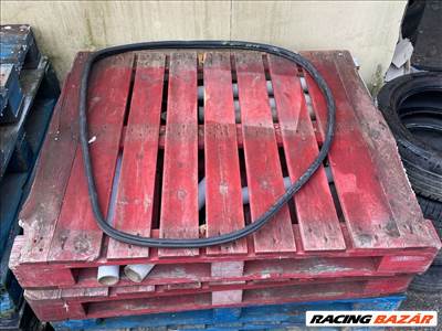 BMW 1 Bal hátsó Gumikéder 7240834