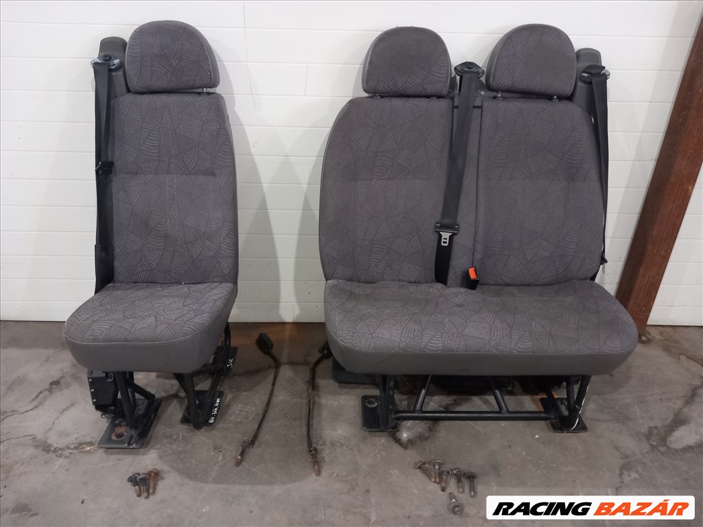 Ford Transit Tranzit MK6 MK7 00 Hátsó középső hármas ülés üléssor 1563 1c15b60026vbzu0k 1c15b60027bzzu0k 1. kép