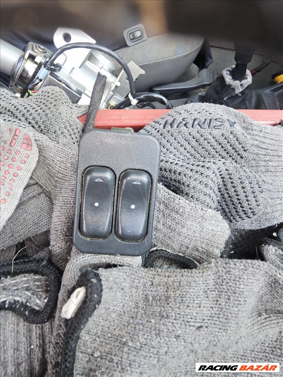 Opel Combo C Bal első ablakemelő kapcsoló  1. kép