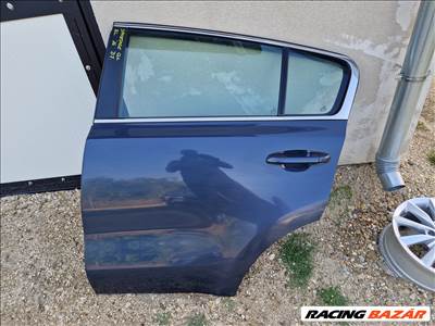 Kia Sportage QL bal hátsó ajtó 