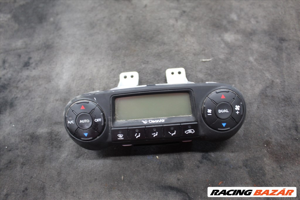 Hyundai ix35 2015 1.7D klímavezérlő modul 97250-2Y400 1. kép