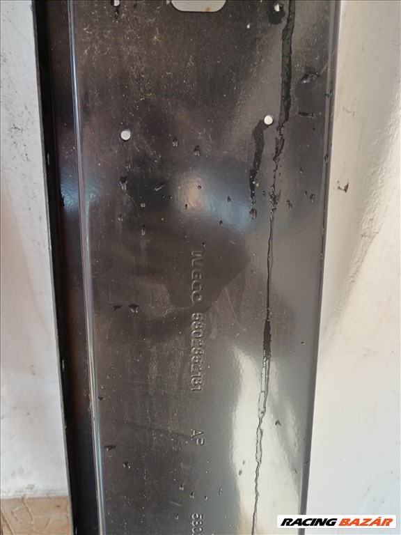 Iveco daily hátsó lámpa tartó  5802852181 2. kép
