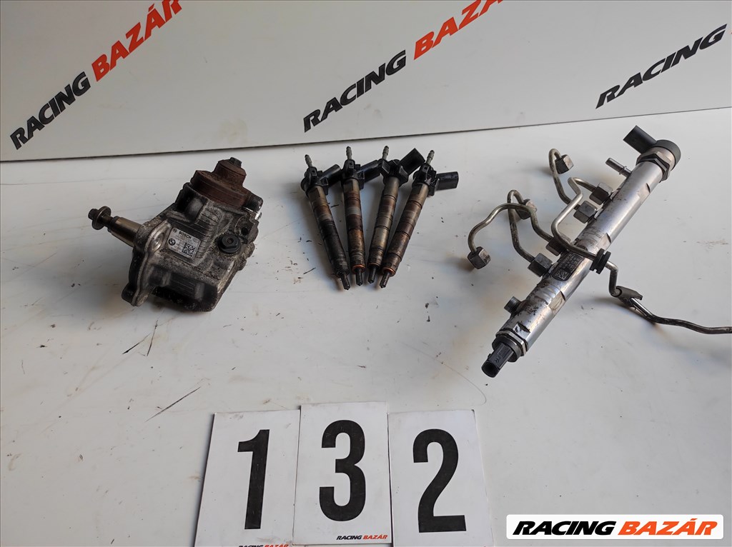 BMW 3-as sorozat E90, E91, E92, E93 railcső, porlasztó , magasnyomású szivattyú , 320d , n47d20a 7797877 7797874 1. kép