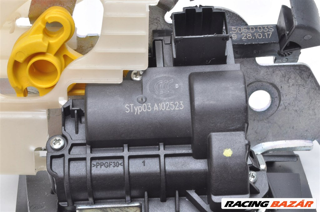 Bentley Bentayga, Audi Q7 (4M) csomagtér ajtó zár 4m0827506d 8. kép