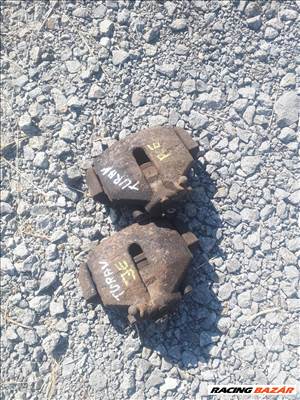 VW Touran / Caddy jobb és bal oldali féknyereg 