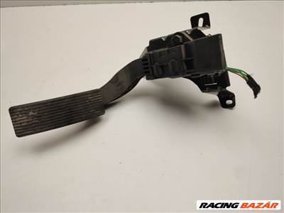 Mercedes A-osztály W176 gáz pedál  2463001804