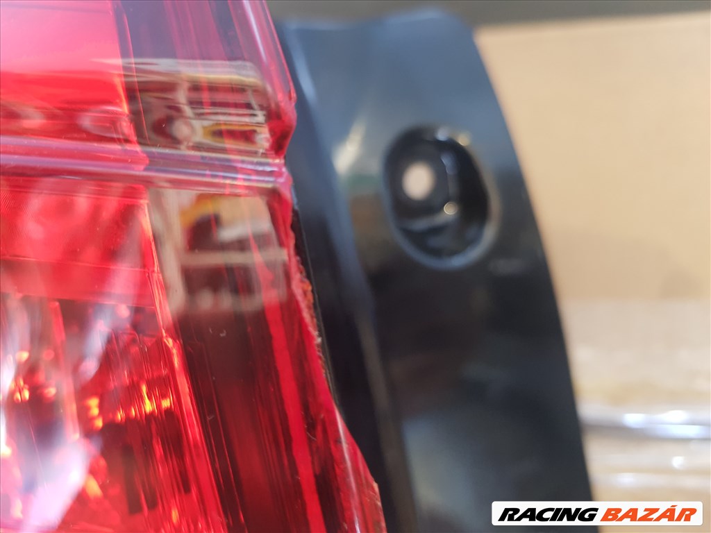 Suzuki SX4 S-Cross bal hátsó lámpa 3567064r00 2. kép