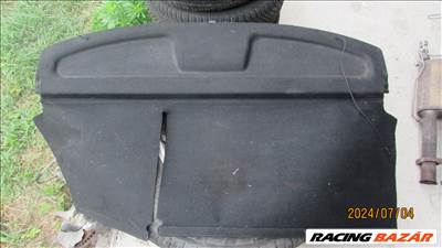 Toyota Yaris 2 2006-2011 kalaptartó