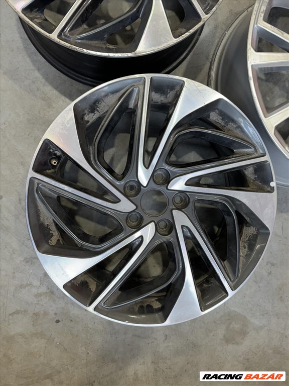 R19 Original Hyundai 7.5J ET53 - 52910-D7420  -  2 darab alufelni 1. kép