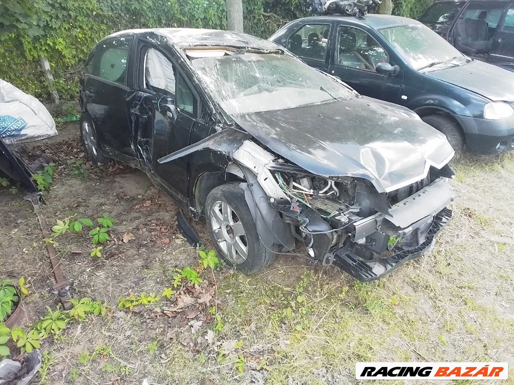 Citroën C4 I bontott alkatrészei 2. kép