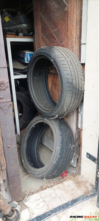  225/4518" használt Hankook nyári gumi gumi 2 db. 1. kép
