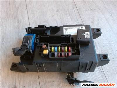 OPEL CORSA D 06-11 Biztosítéktábla BCM BSI BSM SAM GEM modul Utastér