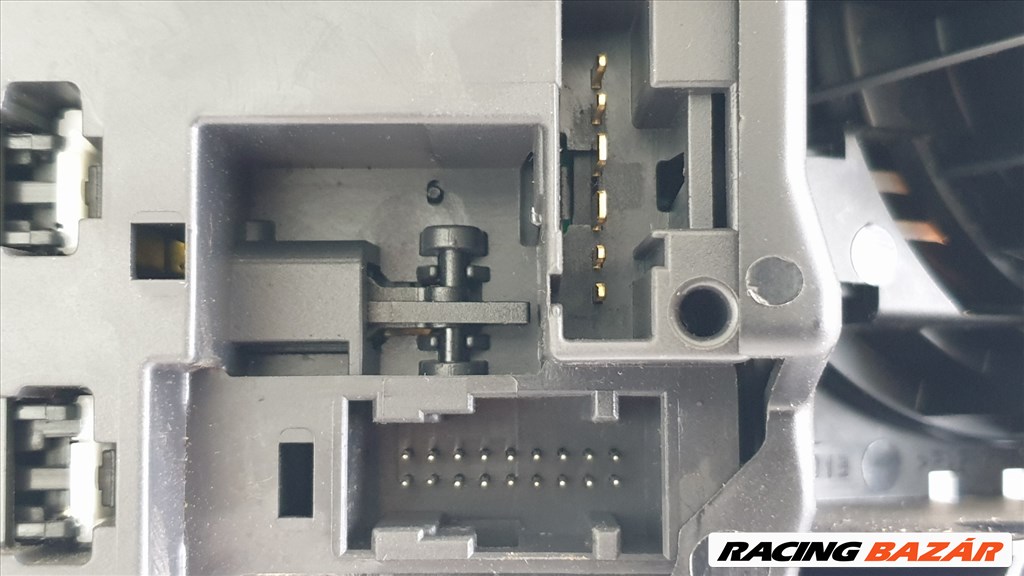 507553 Renault Clio 3, 2009, E-H Köd, Autom, Kormánykapcsoló, Légzsákszalag, 4 Csati 11. kép