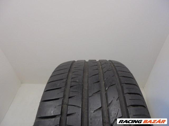 Kumho HP91 275/45 R20  1. kép