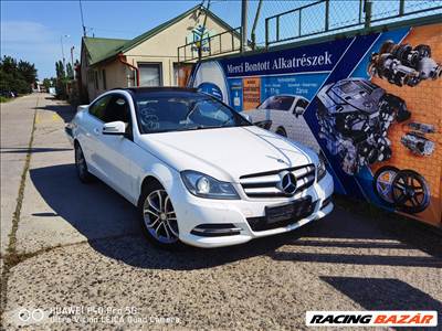 Mercedes C 220 CDI coupe OM651  (W204) bontott alkatrészei