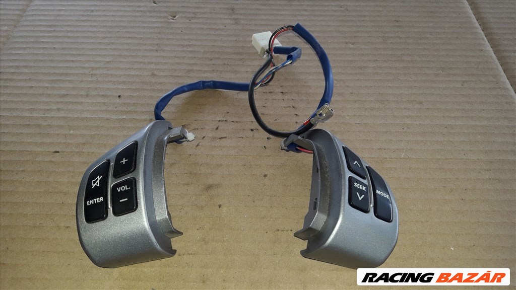 Suzuki Swift III 04-10 Multikormány Kapcsoló 1. kép