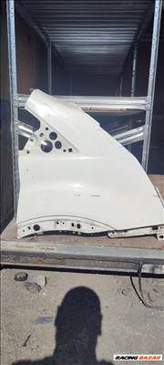 Ford Transit mk8 jobb első sárvédő.