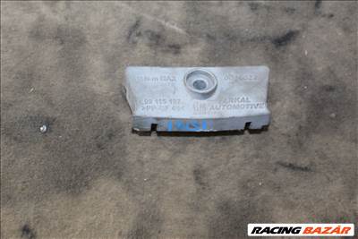 Opel Insignia A 2011 akkumulátor lefogató 09115187