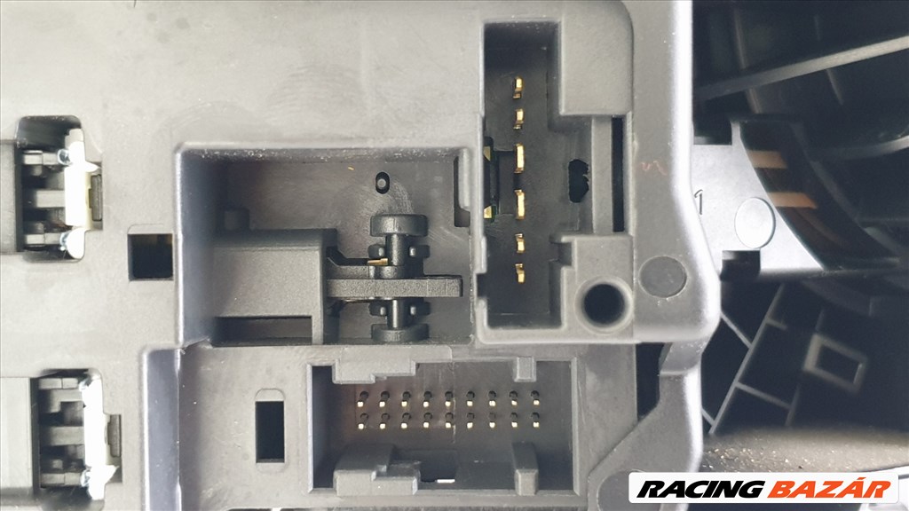 507548 Renault Clio 3, 2009, E-H Köd, Tel, Kormánykapcsoló, Légzsákszalag, 4 Csati 10. kép