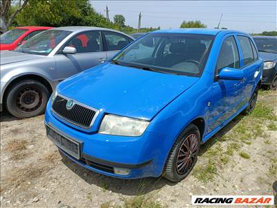 Skoda Fabia I 1.2 12V gyári karosszéria elemek 4402 színben eladók 4402fabia skoda1212