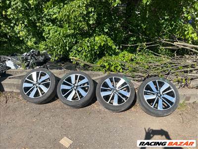 Renault Clio IV 205 / 45 / R17 / 4x100 / 7,0J / ET44 Alufelni Szet