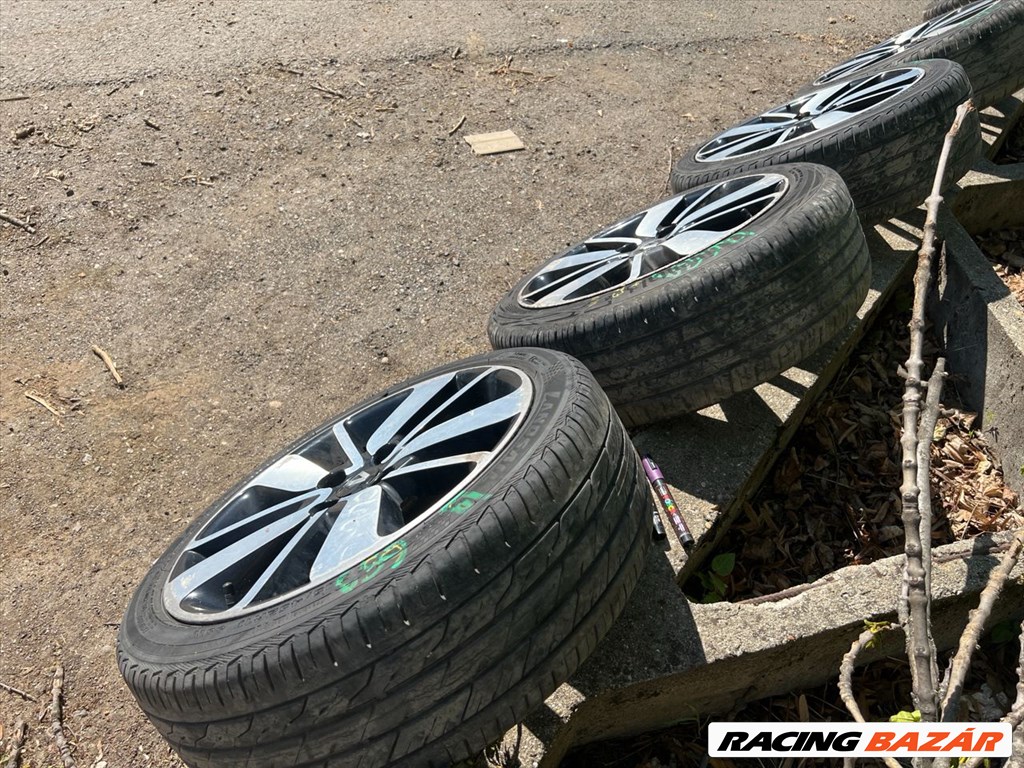 Renault Clio IV 205 / 45 / R17 / 4x100 / 7,0J / ET44 Alufelni Szet 2. kép