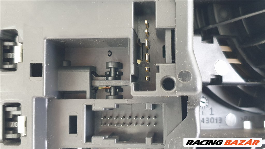 507539 Renault Clio 3, 2007, E-H Köd, Kormánykapcsoló, Légzsákszalag, 4 Csati 11. kép