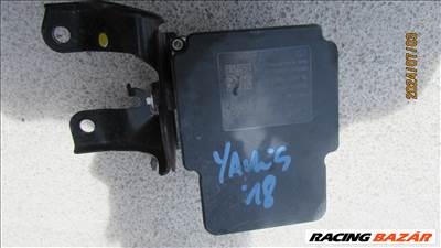 Toyota Yaris III 1.0B  2018 ABS kocka 89541-0D480 