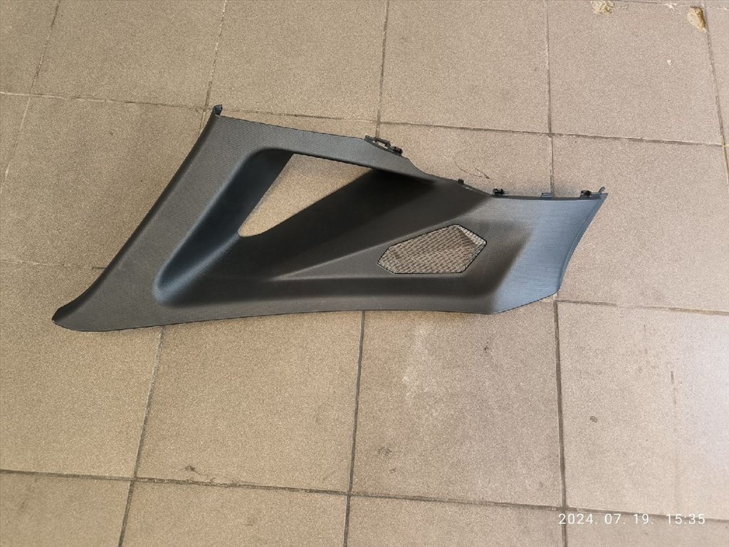 DS DS 7 Bal Belső C Oszlop Burkolat 1. kép