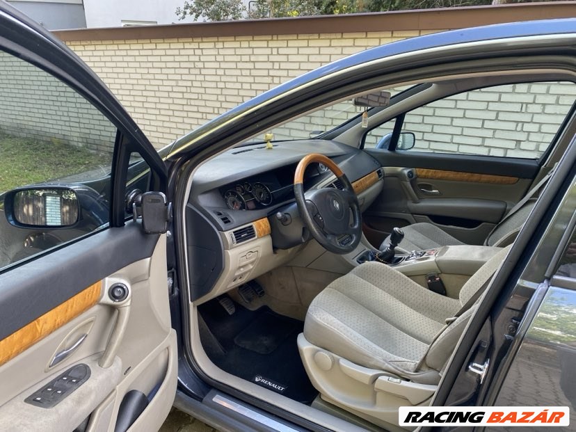 Eladó Renault Vel Satis 2.0 dCi FAP (1995 cm³, 173 PS) 2. kép