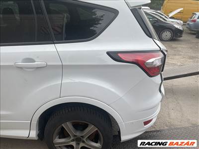 Ford Kuga Mk2 bal hátsó negyed