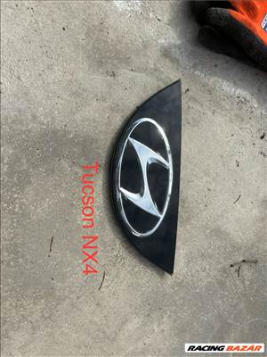 Hyundai Tucson (NX4) hátsó embléma  873a0n7200