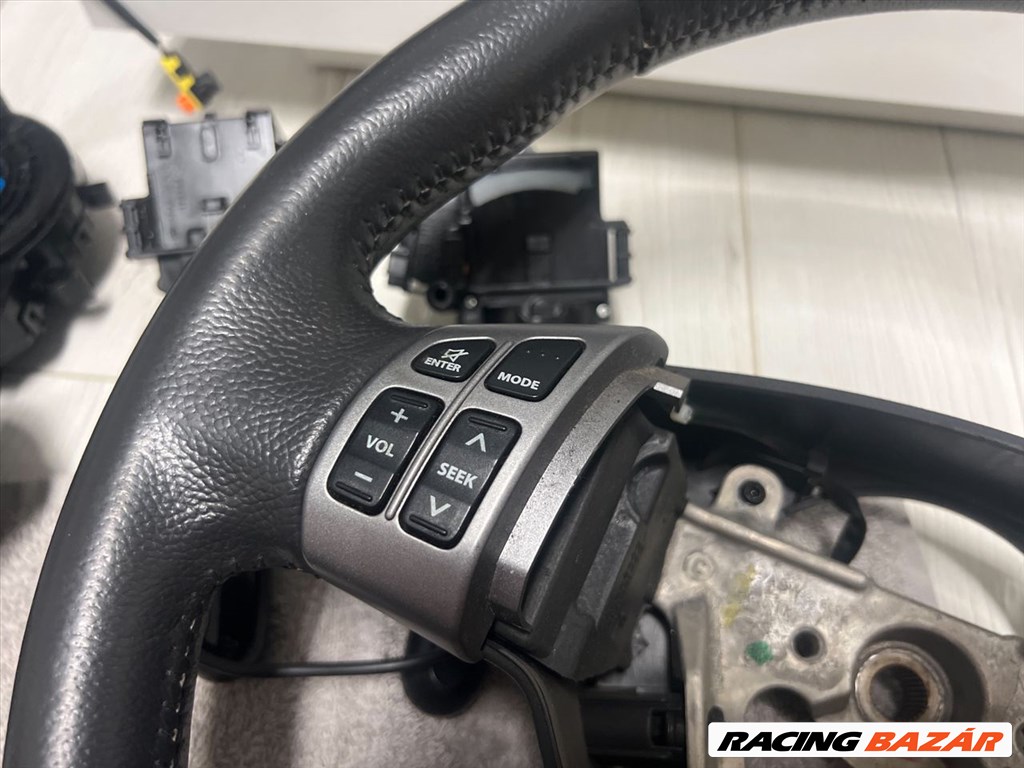  SUZUKI SPLASH Kormány 2. kép