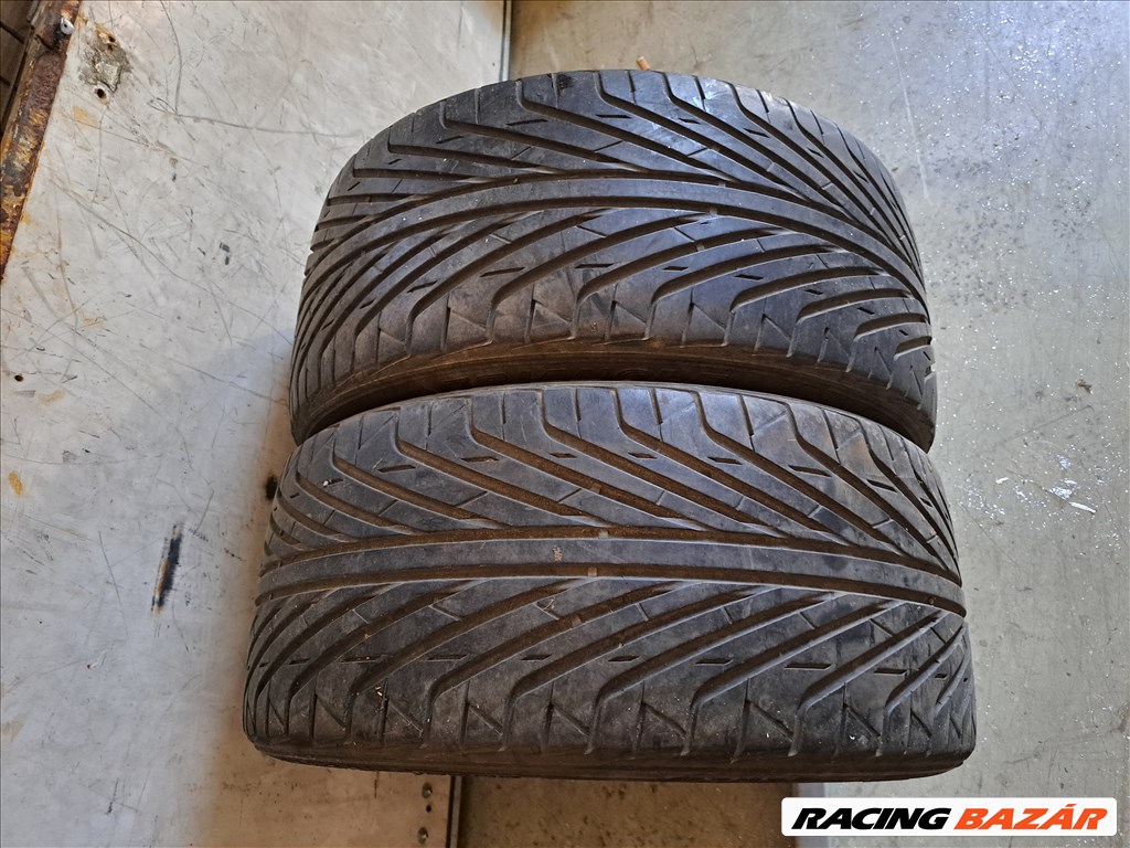 2db 245/40 R18 Triangle (Peremvédős) nyári gumi eladó!!! akciós áron! 12500Ft/db Állapota: 6mm minta 1. kép