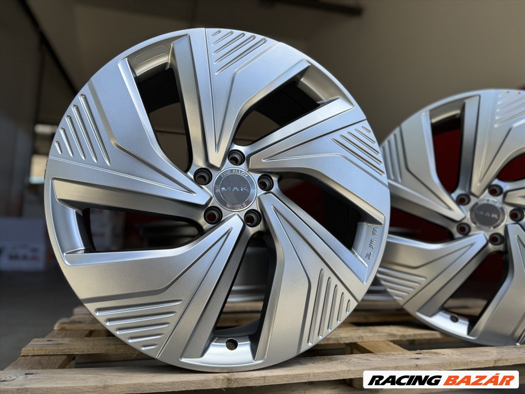 R20 5x112 (66,6) MAK ELECTRA LIGHT TITAN 8.5J ET50,5 for MERCEDES EQA BR243 , EQB X243 2. kép