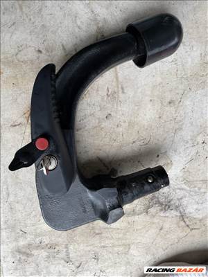 Seat Ibiza IV vonóhorog 6j4803882